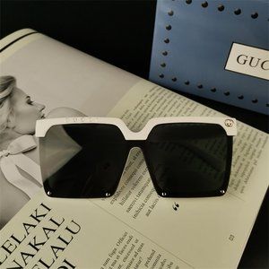 White Square Frame Anti-UV Sunglasses NWTGG Classic Glasses